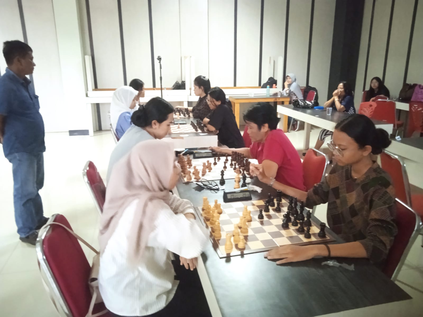 煤炭起源月表现最佳，北苏门答腊女子国际象棋选拔赛面对PON